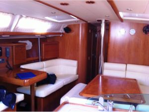 Sun Odyssey 43