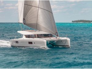Lagoon 42