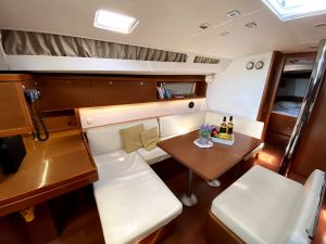 Oceanis 48