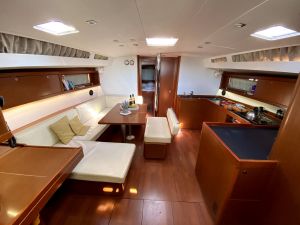 Oceanis 48