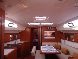 Oceanis 43
