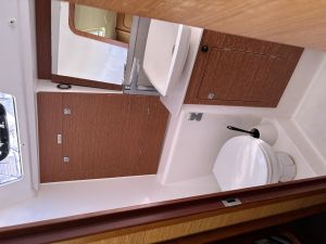 Dufour 382