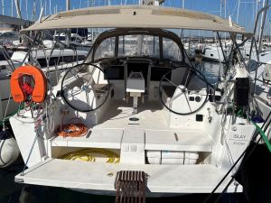 Dufour 382
