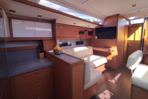 Dufour 530