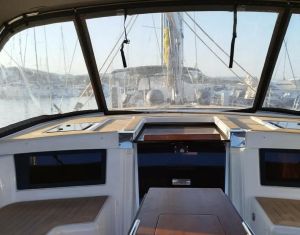 Dufour 530