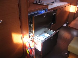 Dufour 382