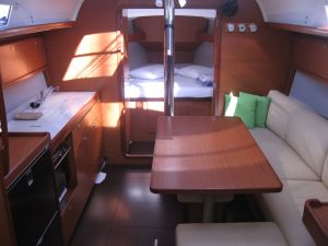 Dufour 382