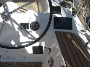Dufour 382