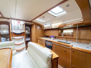 Sun Odyssey 49