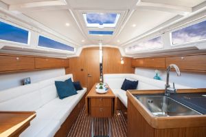 Bavaria Cruiser 33