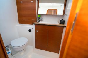 Dufour 382