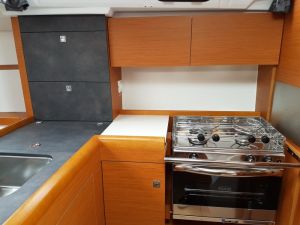 Sun Odyssey 349