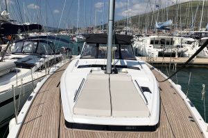 Oceanis 62