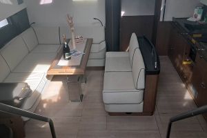 Oceanis 62