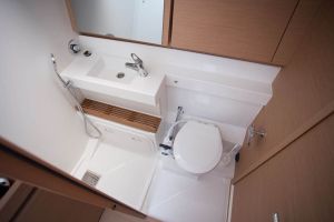 Sun Odyssey 440