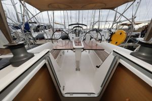 Dufour 350