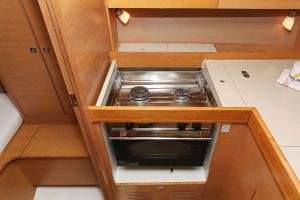Dufour 350