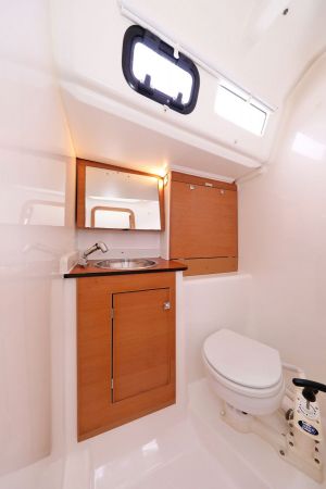 Dufour 350