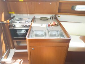 Oceanis 31