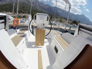 Oceanis 31