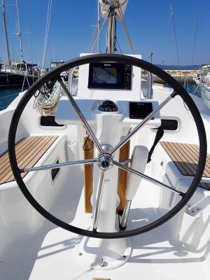Oceanis 31