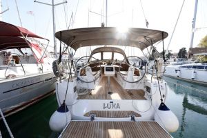 Bavaria Cruiser 37