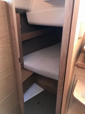 Dufour 382