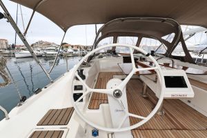 Bavaria C42