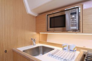 Bavaria C42