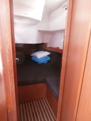 Bavaria Cruiser 37