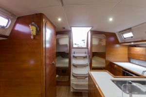 Salona 44