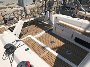 Salona 44