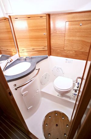 Bavaria 38 cruiser
