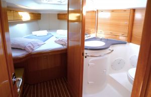 Bavaria 38 cruiser