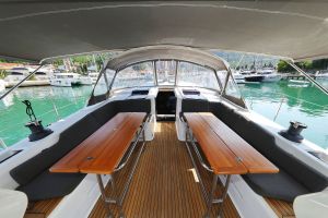 Hanse 508