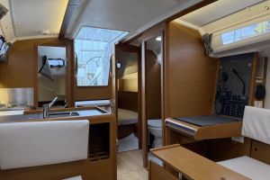 Sun Odyssey 349