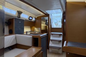 Sun Odyssey 349