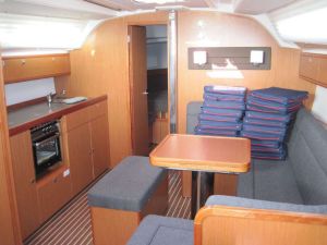 Bavaria Cruiser 41
