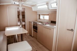 Oceanis 38.1