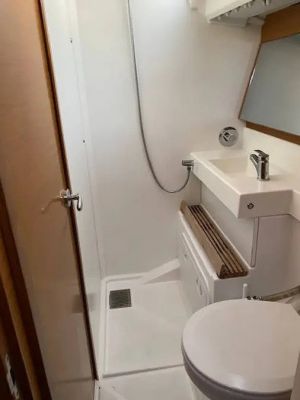 Sun Odyssey 440