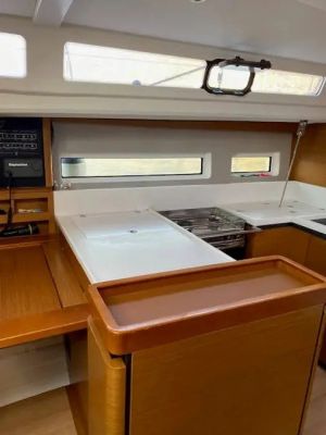Sun Odyssey 440