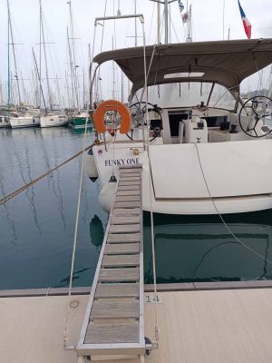 Sun Odyssey 440