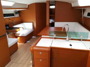 Sun Odyssey 449