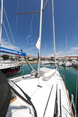 Oceanis 35.1