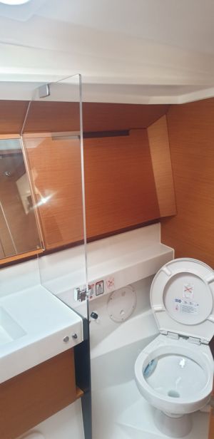 Sun Odyssey 410