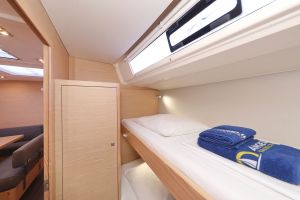 Dufour 470