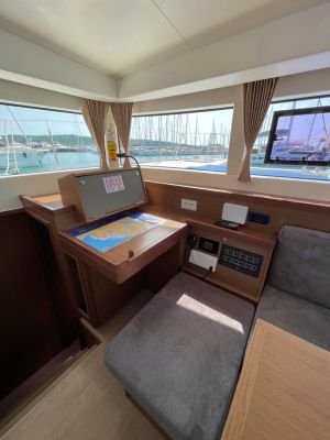 Lagoon 40