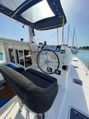 Lagoon 40