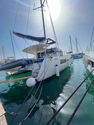 Lagoon 40