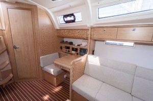 Bavaria Cruiser 37